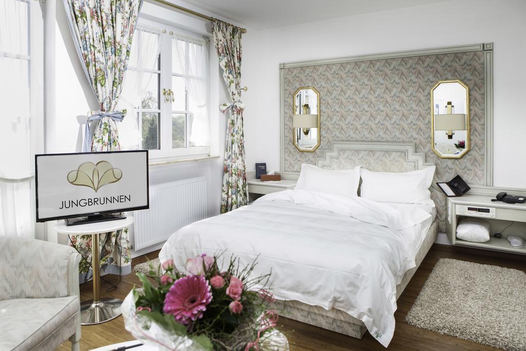 Hotel Nidda Jungbrunnen Room photo